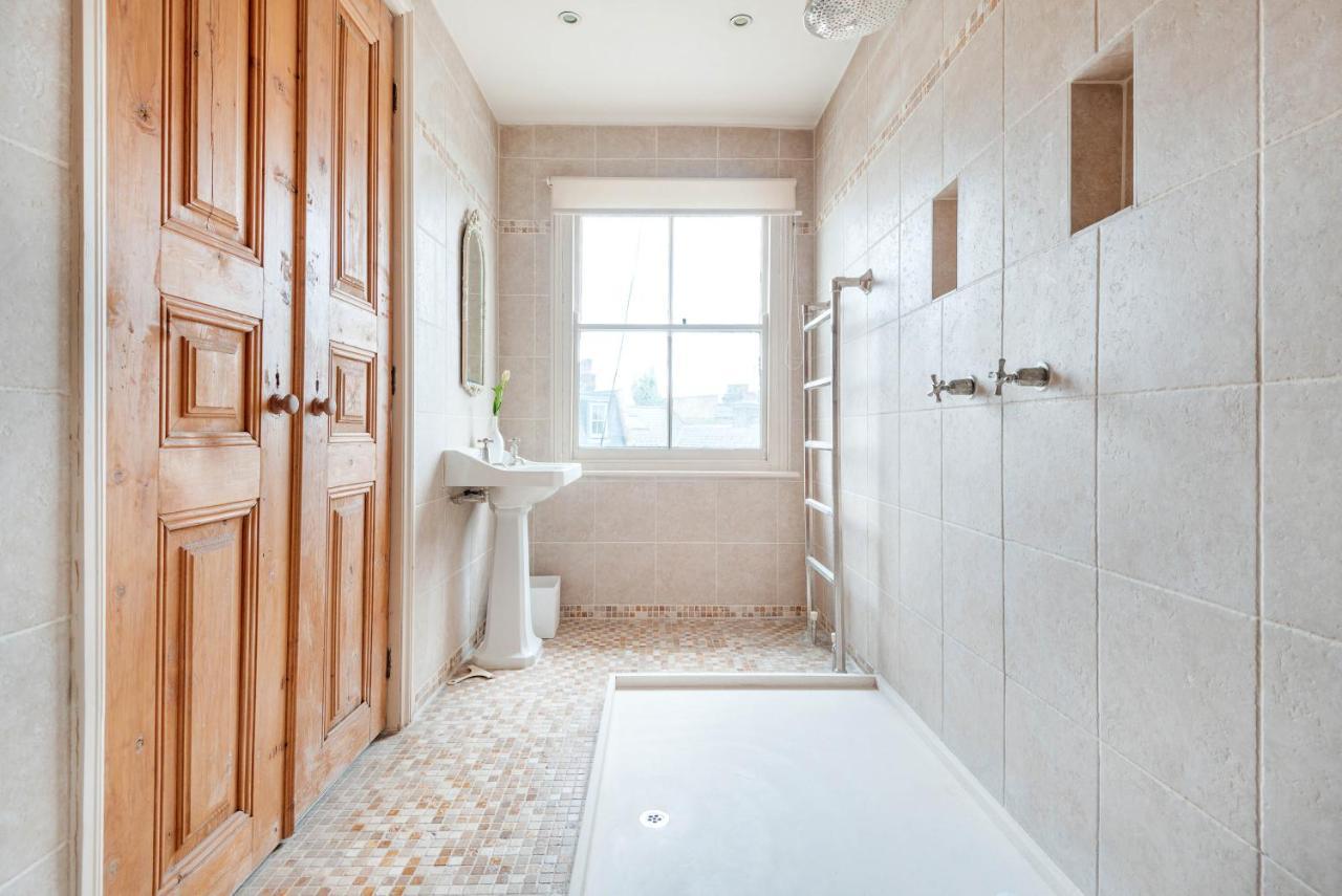Appartamento Traditional Townhouse Close To Battersea Park By Underthedoormat *